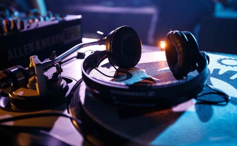 AI-Driven Features for Audio Devices