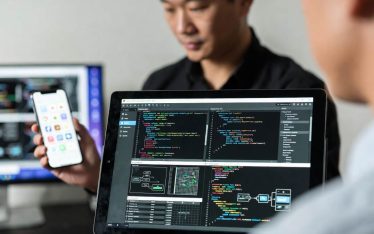 Custom vs Ready-Made Software Solutions